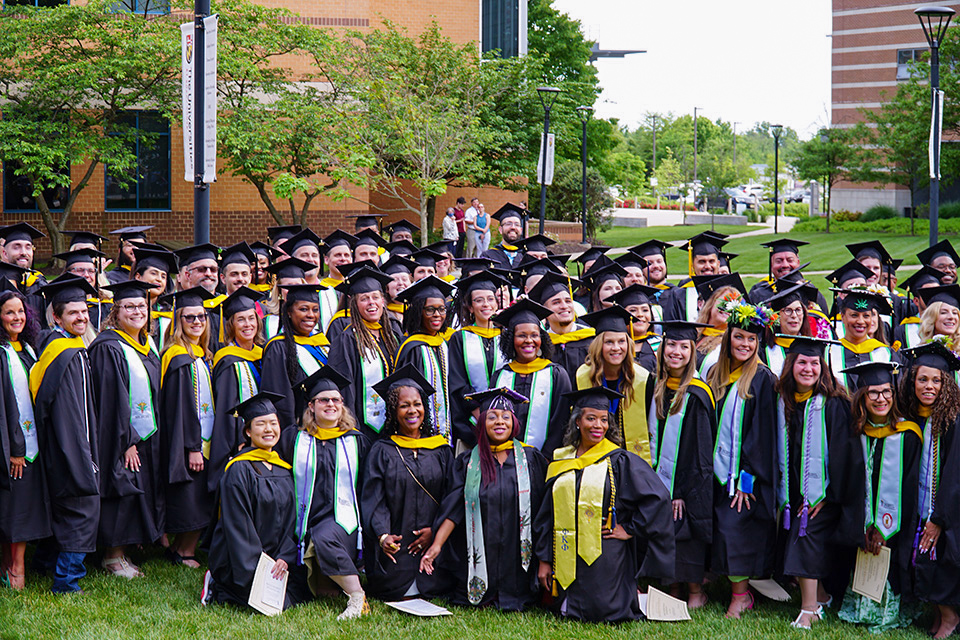 Group photo of the medical cannabis science and therapeutics graduates class of 2022.