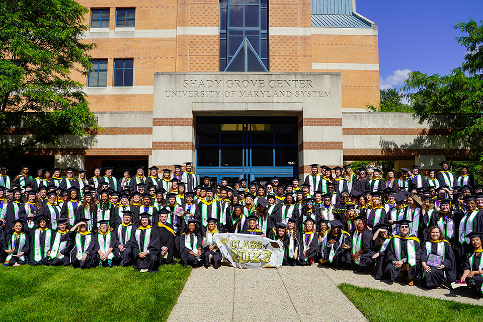 Group photo of the MCST class of 2023.